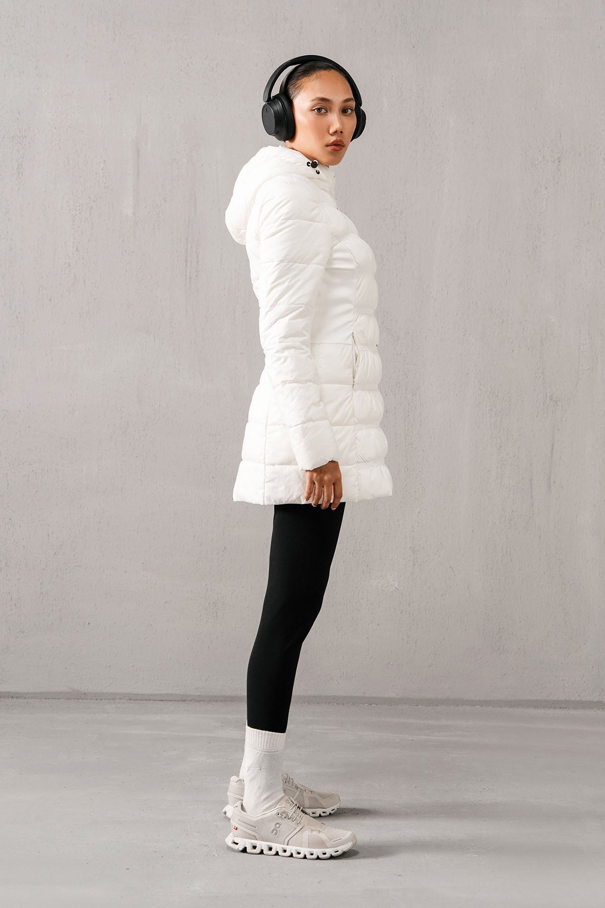 HOODED DOWN JACKET
